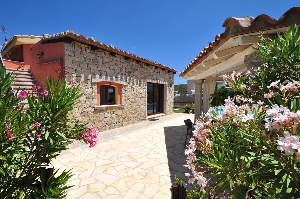 Affittacamere B&B La Villa Dei Graniti Villasimius Extérieur photo