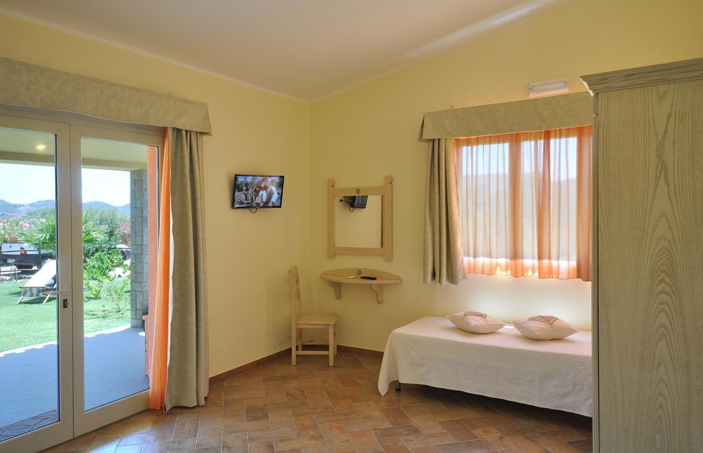 Affittacamere B&B La Villa Dei Graniti Villasimius Extérieur photo